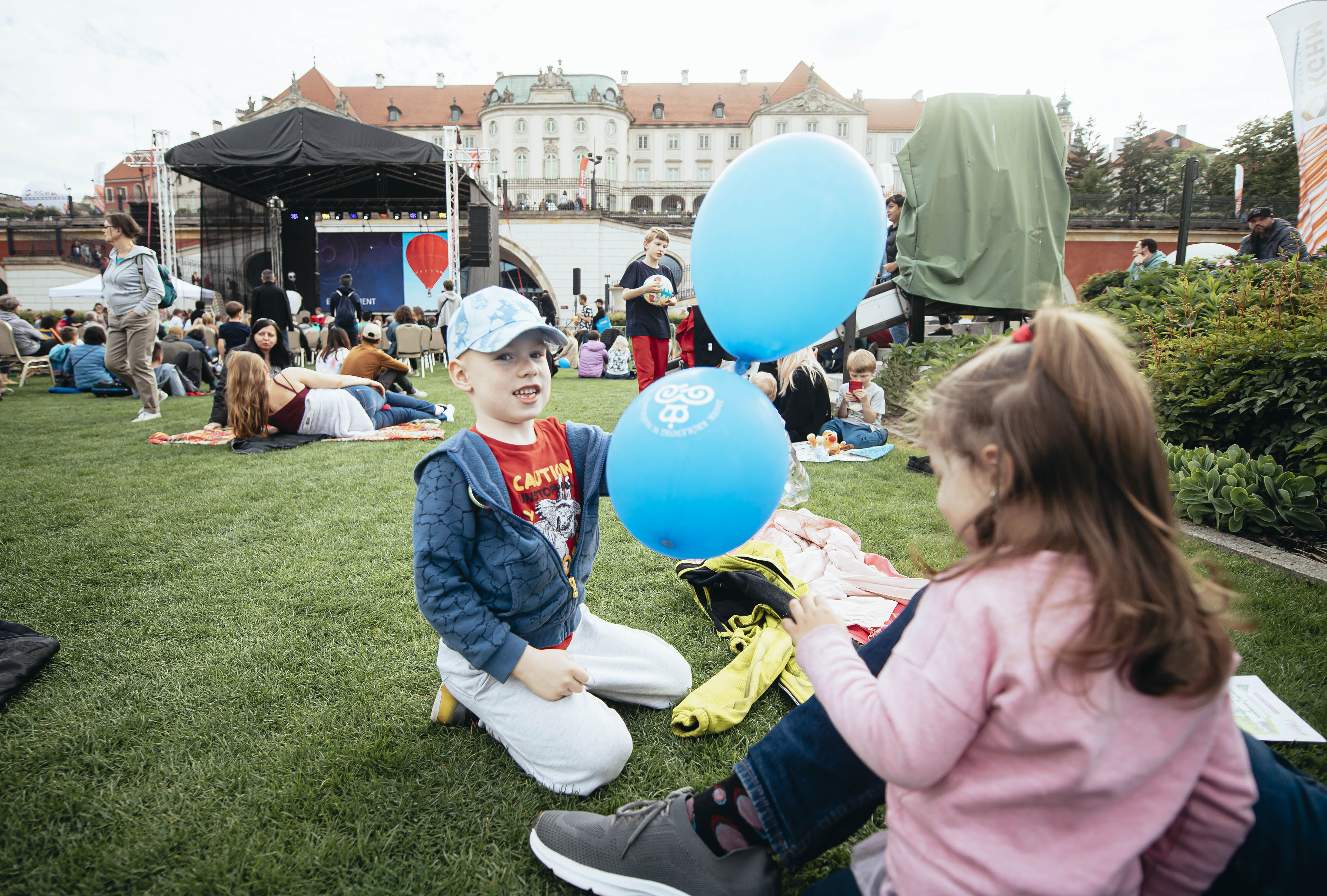 Dzeci podczas Pikniku Jubileuszowego w 2023 roku