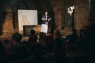 Zdjęcie ze spektaklu w ramach cyklu "Szlakiem orientalnych opowieści. Latający kufer i inne baśnie Andersena"